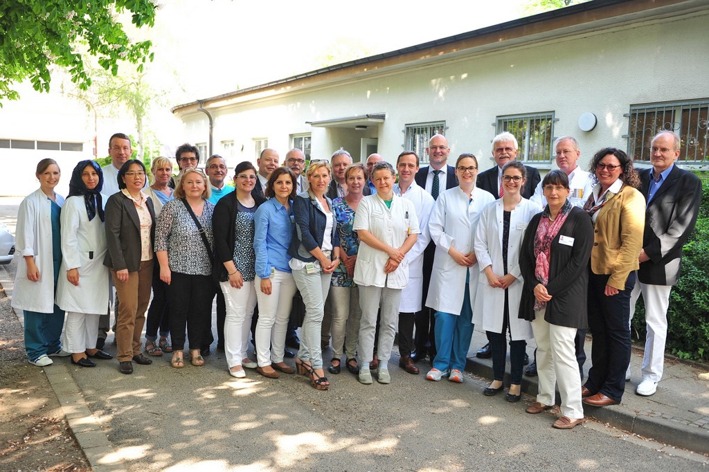 Das Team des Brustzentrums Düren freut sich über die erneute Zertifizierung.  Foto: Krankenhaus Düren/St. Marien-Hospital Düren 
