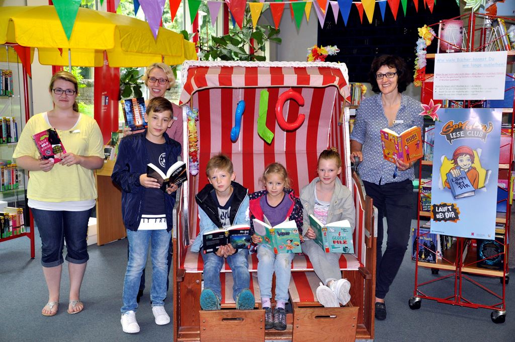 Junior- und Sommerleseclub 2016 in der Kinder- und Jugendbücherei Düren gestartet: Angebote der Kinderbücherei, um in den Sommerferien in die Welt der Bücher zu versinken