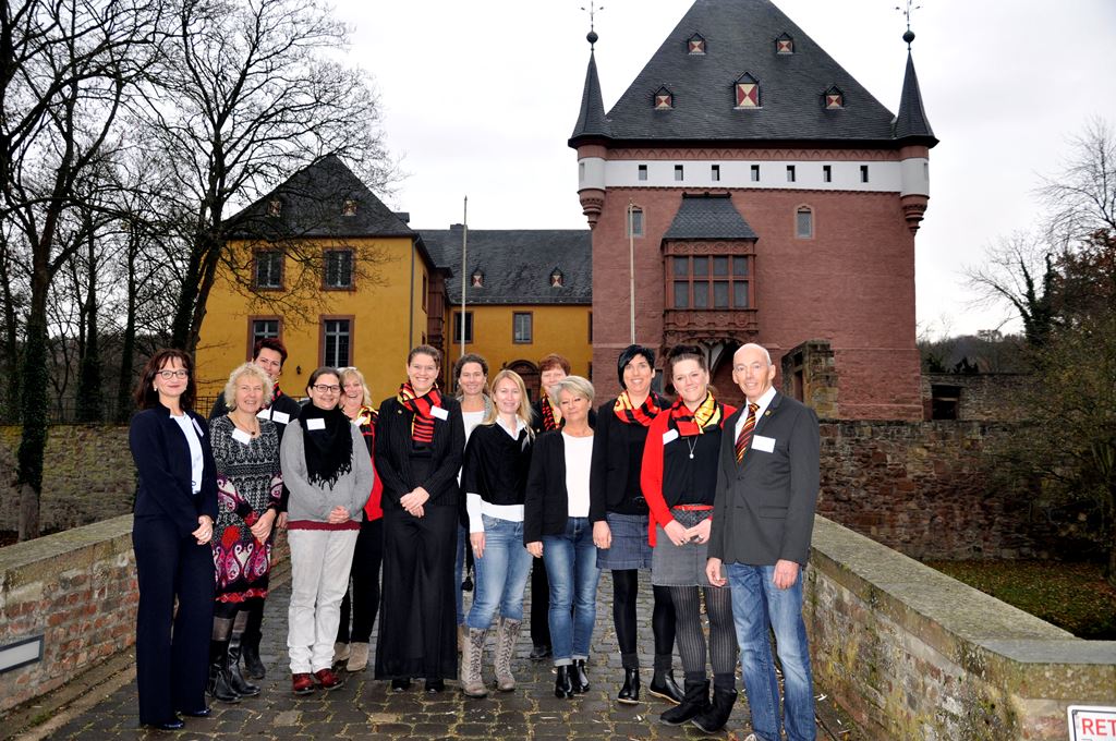 Gemeinsam organisierten die Frühen Hilfen von Stadt und Kreis Düren eine Fachtagung auf Schloss Burgau.