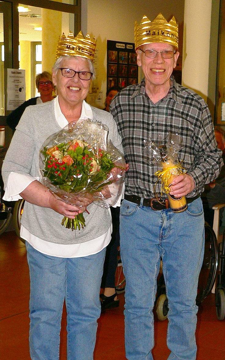 Foto (© Seniorenzentrum Düren): Petronella Schumacher und Karlheinz Peiffer, das diesjährige Maikönigspaar im Seniorenzentrum Düren-Birkesdorf (SZD)