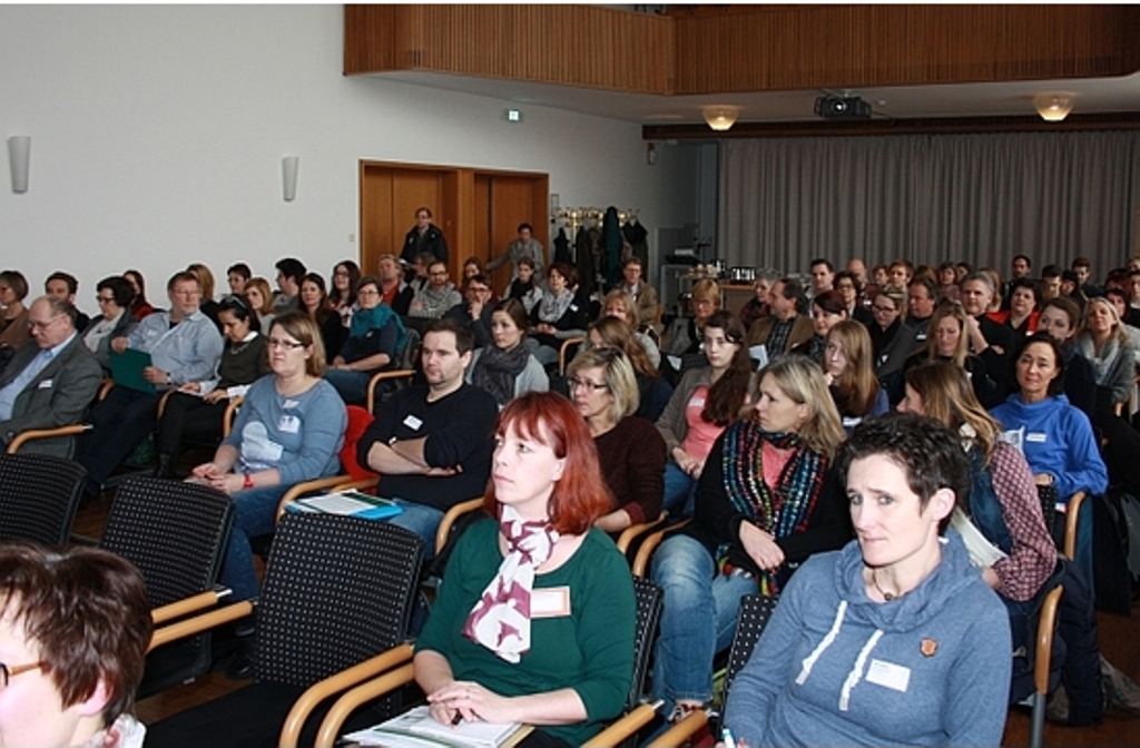 Gut besucht war die Fachtagung zum Thema Schutz von jungen Menschen vor Hetze im Internet.