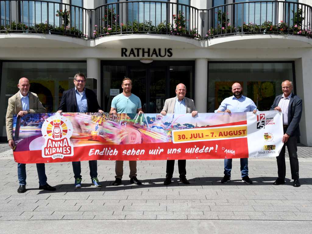 Vom 30. Juli bis zum 7. August geht es auf dem Annakirmesplatz endlich wieder richtig rund. Die Annakirmes bietet nach zwei Jahren Corona-Zwangspause wieder viele Highlights für große und kleine Kirmesfans.