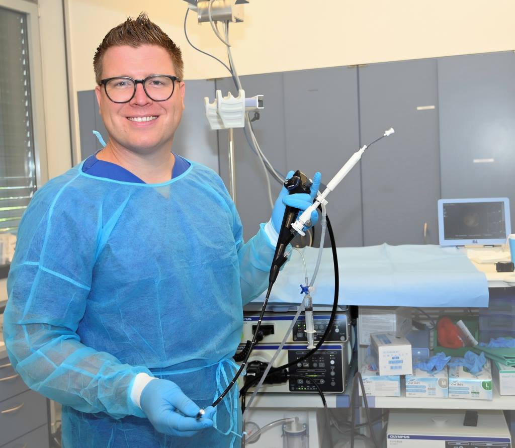 Foto (© T. Opgenorth): Dr. med. Simon Herkenrath, Chefarzt der Inneren Medizin im St. Marien-Hospital Düren 